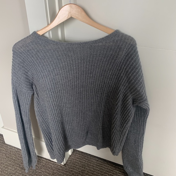 Gray Cable knit Sweater - Picture 1 of 1
